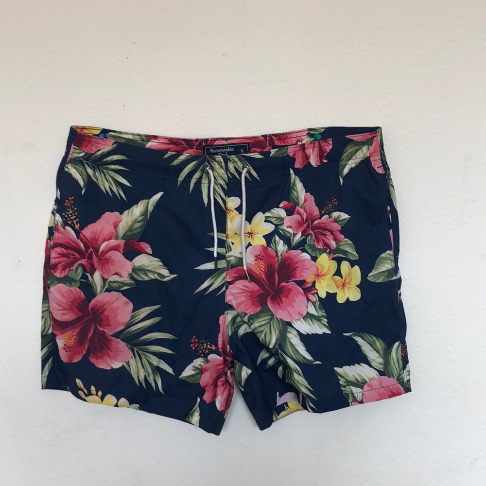 Swimming shorts